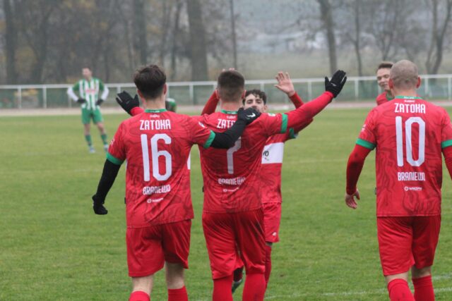 Statystyki na tapecie.